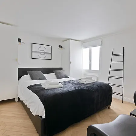 Elegant Appartement Pres Du Musee Du Louvre Et Du Jardin Des Tuileries Free Netflix Paris Exterior photo